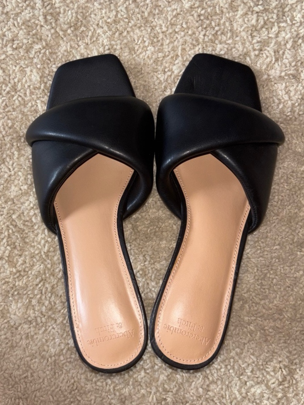 Abercrombie & Fitch Black Twist Leather Slide Mules Square Toe size 8